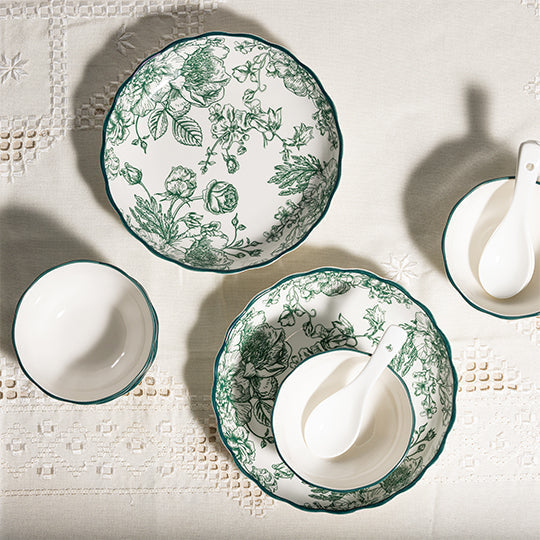 Top Luxury Dinner Sets in Dubai for Elegant Dining