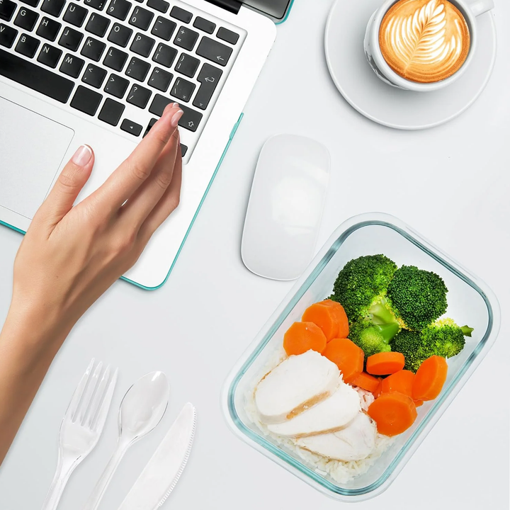 Glass Food Storage set of 5 food containers with lids- 1040ml