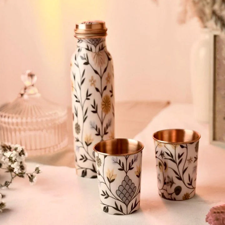 Handcrafted Copper Bottle with Glasses by Casa Quesera