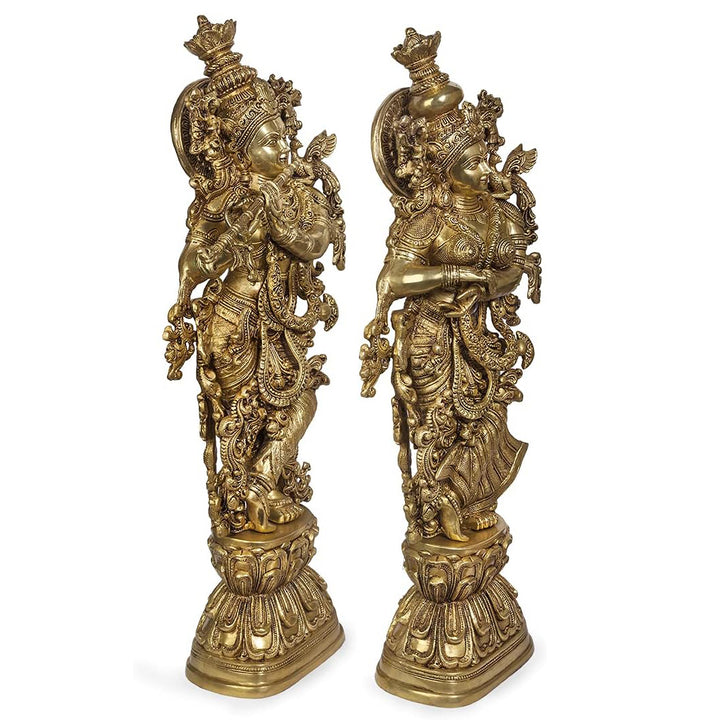 Radha Krishna Statue